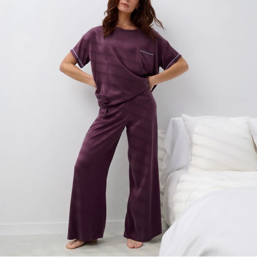 LUNYA NWOT Washable Silk Tee Pant Set in Vintage Merlot/Frosted Lagoon Size L